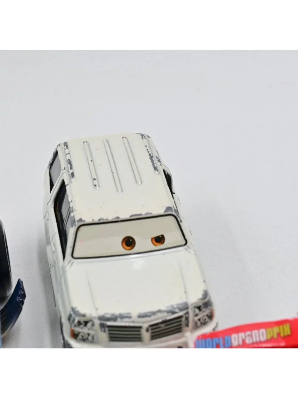 Disney Pixar Cars Diecast Lot of 25 Mattel 1:55 Lightning McQueen Mater King